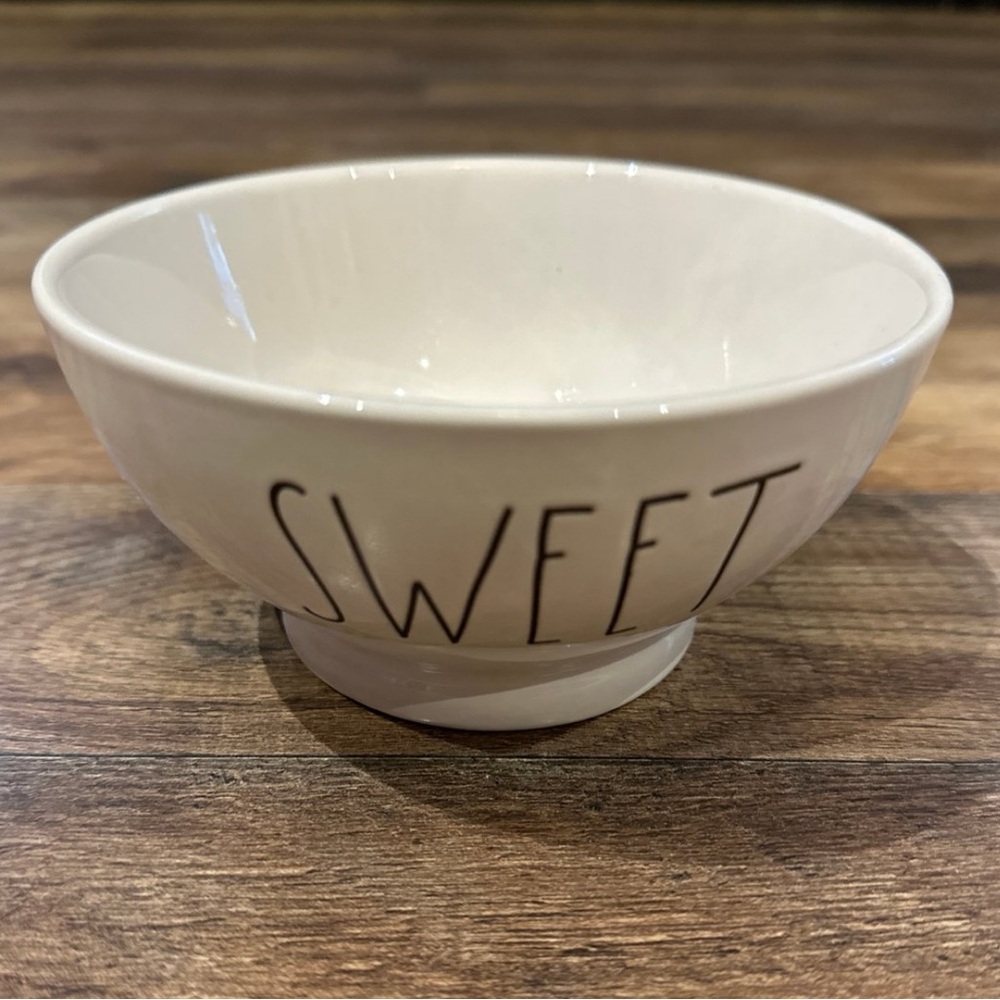 RAE DUNN white ceramic round bowl ‘SWEET’ for soup/cereal/snacks dining/kitchen